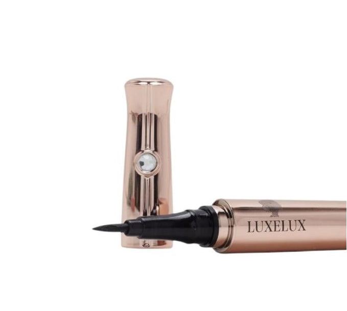 LUXELUX Lasting Eyeliner Pen Waterproof 24H – wodoodporny eyeliner w pisaku o długotrwałym efekcie