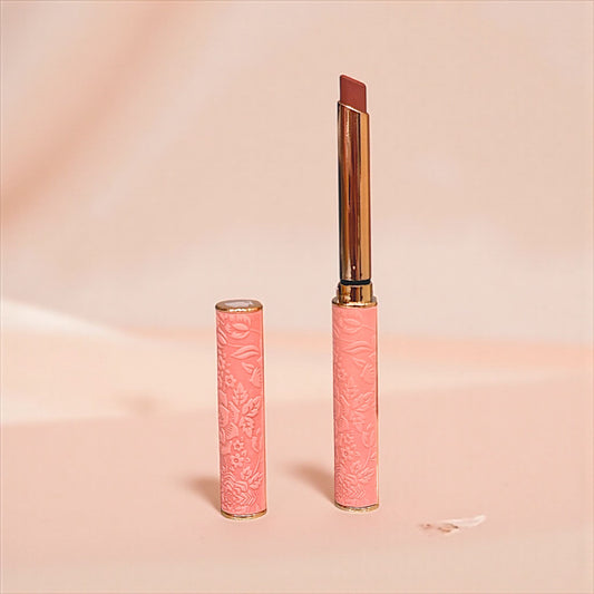 Pomadka do ust LUXELUX DISCOLORATION