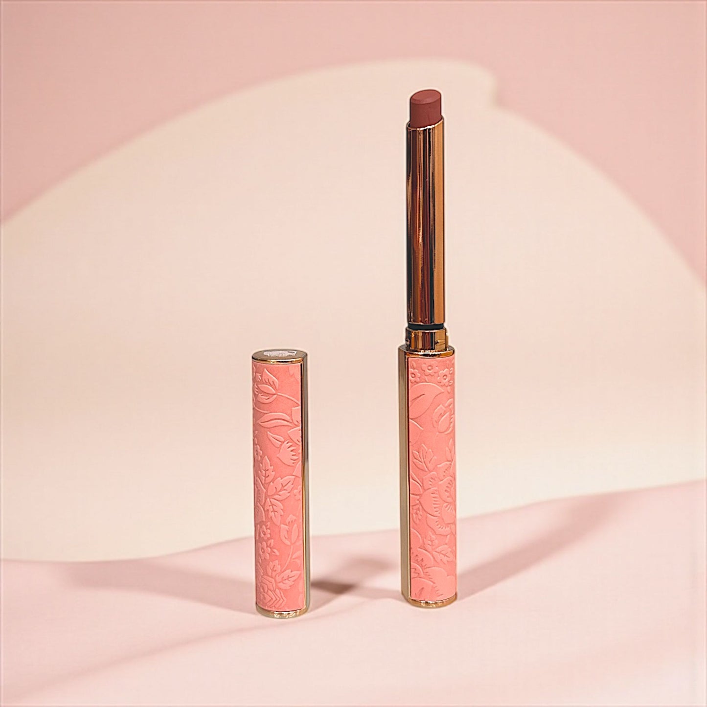 Pomadka do ust LUXELUX DISCOLORATION