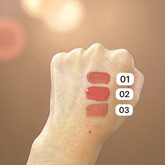 LUXELUX Błyszczyk do Ust Nude 7 ml – Niepozostawiający Śladów, Złote Opakowanie